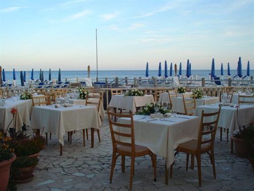 Hotel Le Najadi Santa Marinella Exterior photo